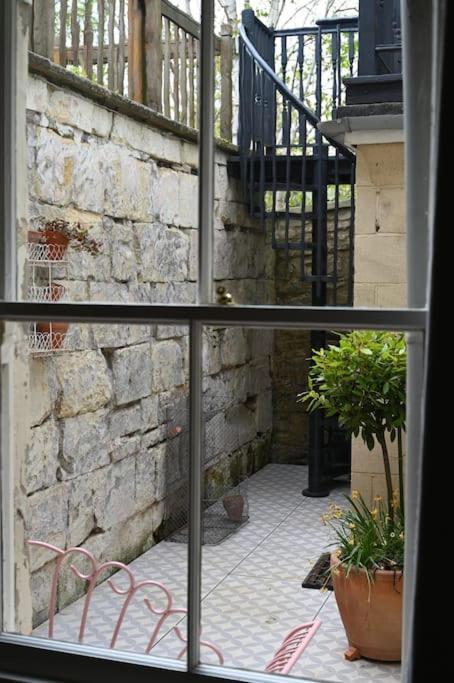 Primrose Cottage - With Private Courtyard & Sun Terrace In Central Bath Exterior foto
